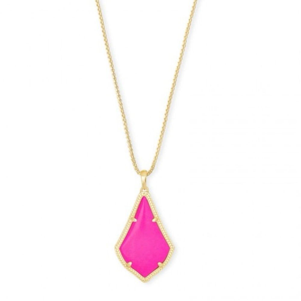 Not Selling I Am Seeking This Necklace